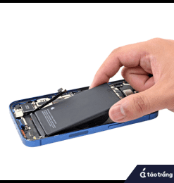 thay-pin-iphone-13-pro-13-pro-max (2)