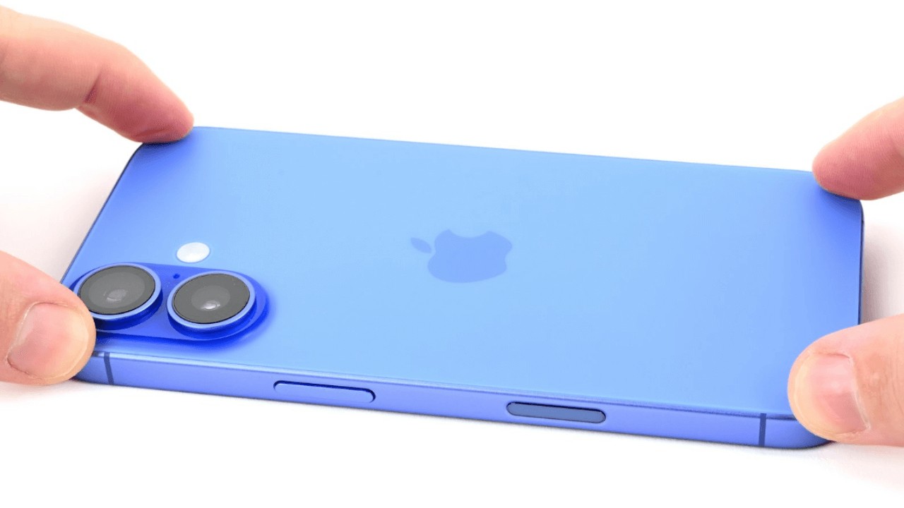 thay-kinh-lung-iphone-16-plus-pro-max (1)