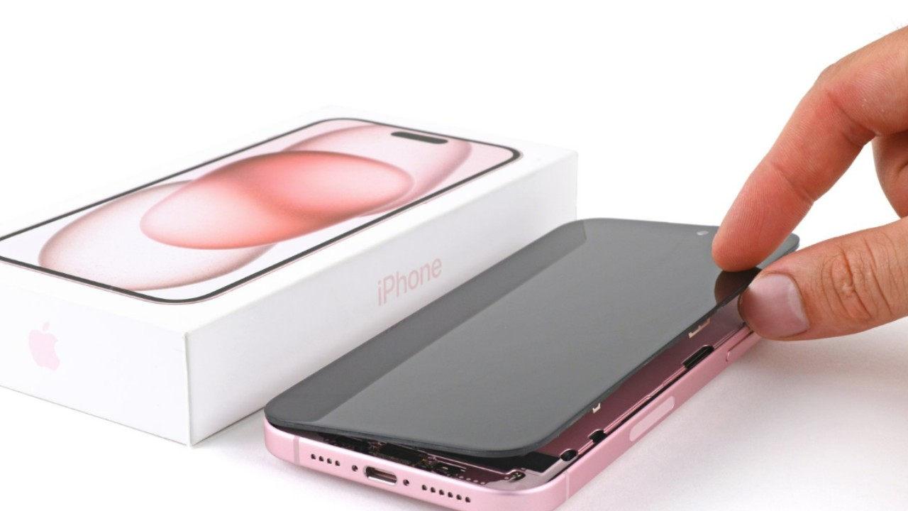 thay-man-hinh-iphone-15-plus-02 (6)