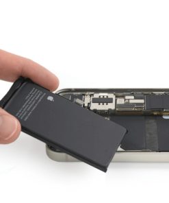 thay-pin-iphone-13-mini-01 (1)
