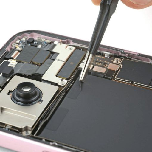 thay-pin-iphone-15